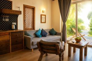 Istumisnurk majutusasutuses Clove Island Villas & Spa