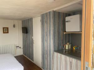 Afbeelding uit fotogalerij van Bridport Garden Suite in Bridport +16 foto's