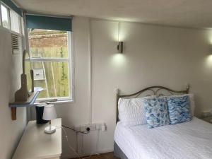 Afbeelding uit fotogalerij van Bridport Garden Suite in Bridport