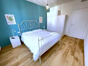 Posteľ alebo postele v izbe v ubytovaní LovingStresa 2 brand new apartment