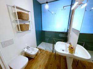 Kúpeľňa v ubytovaní LovingStresa 2 brand new apartment