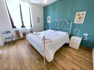 Posteľ alebo postele v izbe v ubytovaní LovingStresa 2 brand new apartment