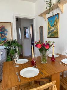 Billede fra billedgalleriet på 2 bed with garden near city centre & beach, free parking i Edinburgh