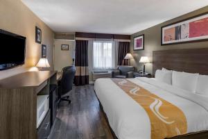 Μια τηλεόραση ή/και κέντρο ψυχαγωγίας στο Quality Inn On Historic Route 66