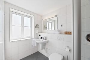 Un baño de Steiners Hotel Airport-Messe