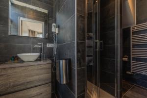 Koupelna v ubytování B&B Dennenbos