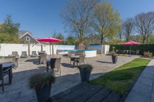 Bazén v ubytování B&B Dennenbos nebo v jeho okolí