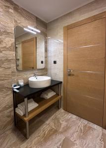 Ένα μπάνιο στο GAZDA Hotel&Restaurant - Self Chek-In