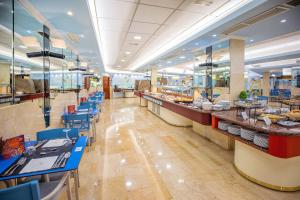 Restaurace v ubytování Hotel Servigroup Castilla