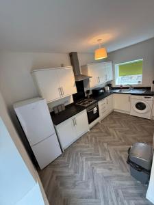 Dapur atau dapur kecil di ResiLets - Front Street East Apartment