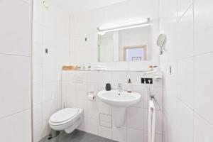 Un baño de Steiners Hotel Airport-Messe