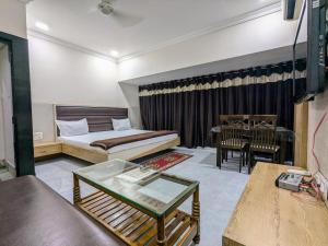 Posezení v ubytování Hotel Shivneri