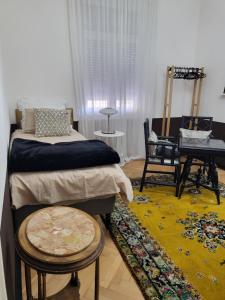 Posezení v ubytování La casa di Gatsby Art Deco in Centro Gorizia con Parcheggio e Terrazza