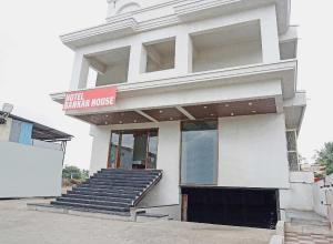 Gallery image of Hotel O Bankar House in Sonai