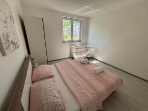 Voodi või voodid majutusasutuse NOVOSEL apartman toas