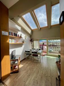 The library in Az apartmant