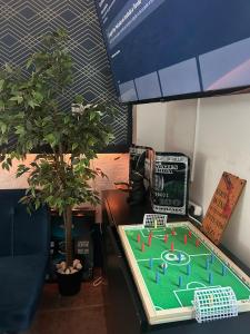 Zdjęcie z galerii obiektu Hostal Baleàric w mieście San Antonio