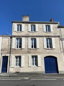 Tòa nhà nơi nhà nghỉ dưỡng tọa lạc