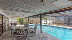 Hồ bơi trong/gần Mauna Loa Hideaway