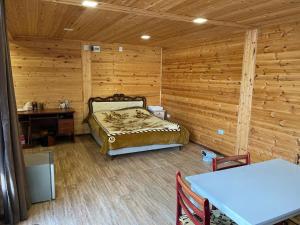 Postel nebo postele na pokoji v ubytování NAREK B&B