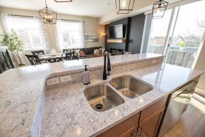 Φωτογραφία από το άλμπουμ του King Bed Newly Updated Condo! σε Grand Haven +34 φωτογραφίες