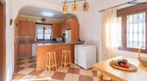 A kitchen or kitchenette at Villa Antonia