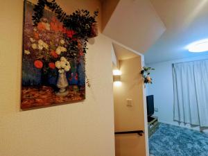 TV a/nebo společenská místnost v ubytování Modern New House in Akabane Direct Access to Ikebukuro Shinjuku 新宿池袋赤羽 ## Shuttle, Ticket, Restaurant reservation service ##