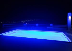 Bazen u ili blizu objekta The Cliff Reflections - Adults Only