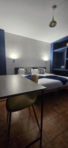 Zdjęcie z galerii obiektu Hostal Baleàric w mieście San Antonio