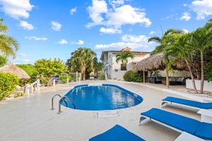 Bazen v nastanitvi oz. blizu nastanitve Casa Bohemian Curacao