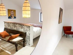 Posezení v ubytování Suites de Bruoux