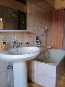 Fotografie z fotogalerie ubytování La Divina guest house v destinaci Pontassieve + 16 fotografií