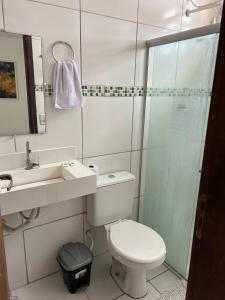 Um banheiro em Olinda Pousada