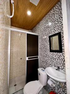 Koupelna v ubytování Hotel Shaday