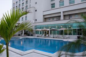 Bassein majutusasutuses Rivoli Select Hotel või selle lähedal