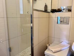 Ένα μπάνιο στο Appartementhaus Seemöwe Strandmöwe +9 φωτογραφίες