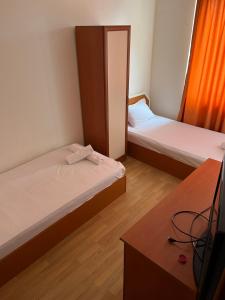 Galeriebild der Unterkunft Хотел Стоянови in Rawda + 5 Fotos