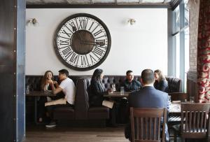入住Club Quarters Hotel Embarcadero, San Francisco的客人