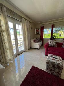 Ảnh trong thư viện ảnh của Ocho Rios Holiday Home ở Tower Isle