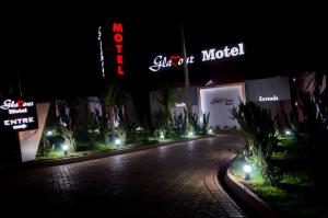 Fotografie z fotogalerie ubytování Motel Glamour v destinaci Maringá