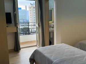 Letto o letti in una camera di Landmark Hostel Cairo