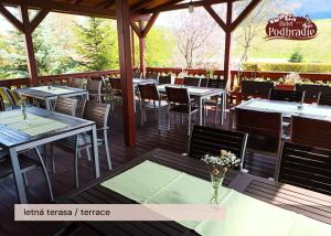 Restaurace v ubytování Hotel Podhradie