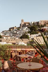 Nespecifikovaný výhled na destinaci Ibiza (město) nebo výhled na město při pohledu z hotelu