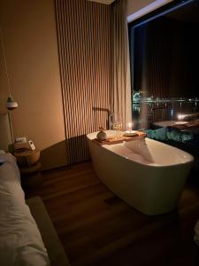 Φωτογραφία από το άλμπουμ του Luxury Sea View Penthouse "Marina Living" Pool, Adria, Split Region στη Marina