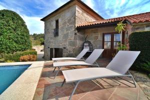 Πισίνα στο ή κοντά στο GALIHOST - Casa con piscina próxima a Sanxenxo