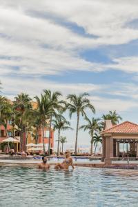Bazén v ubytování Playa Grande Resort nebo v jeho okolí