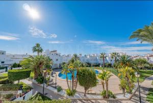 The swimming pool at or close to Apartamento en Las Marinas Vera
