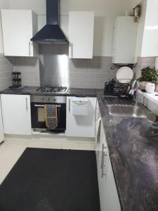 Φωτογραφία από το άλμπουμ του Private Room In Cardiff στο Κάρντιφ +14 φωτογραφίες