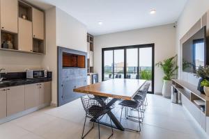 Cucina o angolo cottura di Hestia at Asuncion Cozy Bright & Smart 2BDR