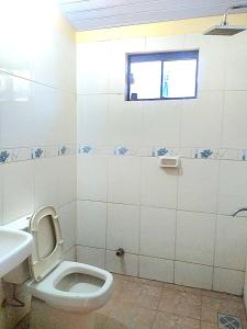 Koupelna v ubytování Encarna Hostel